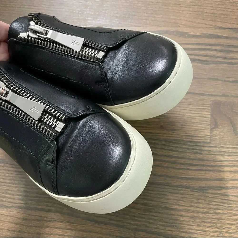 FRYE Lena Zip Up Platform Black Polished Soft Full Grain Leather Sneaker Size 7